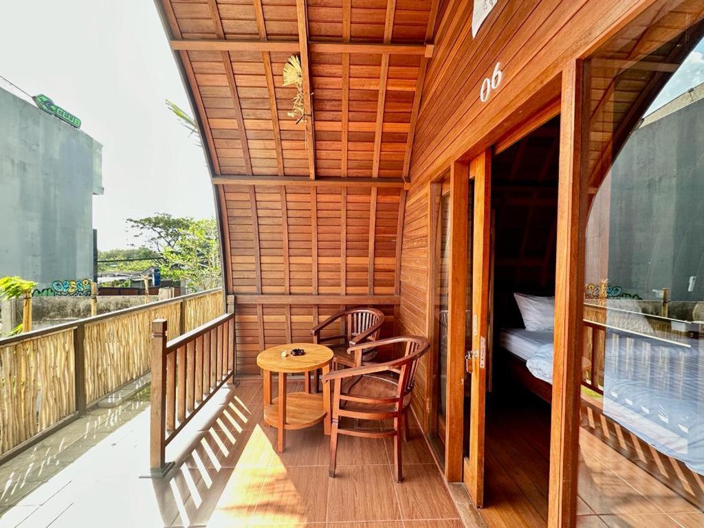 The Joglo Tegeh Buhu Hotel จิมบาราน ภายนอก รูปภาพ